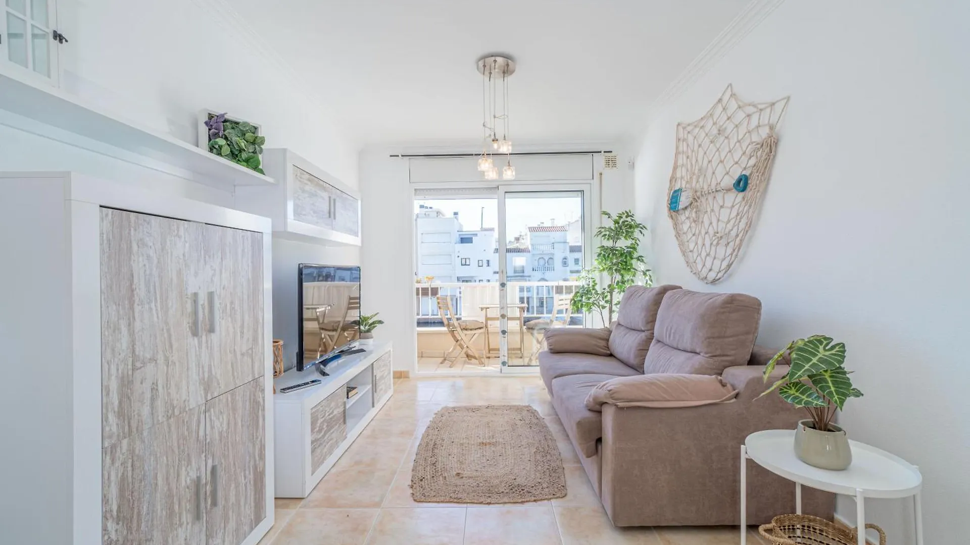 Apartamento Frente Al Canal Con Terraza Apartamento Empuriabrava Espanha